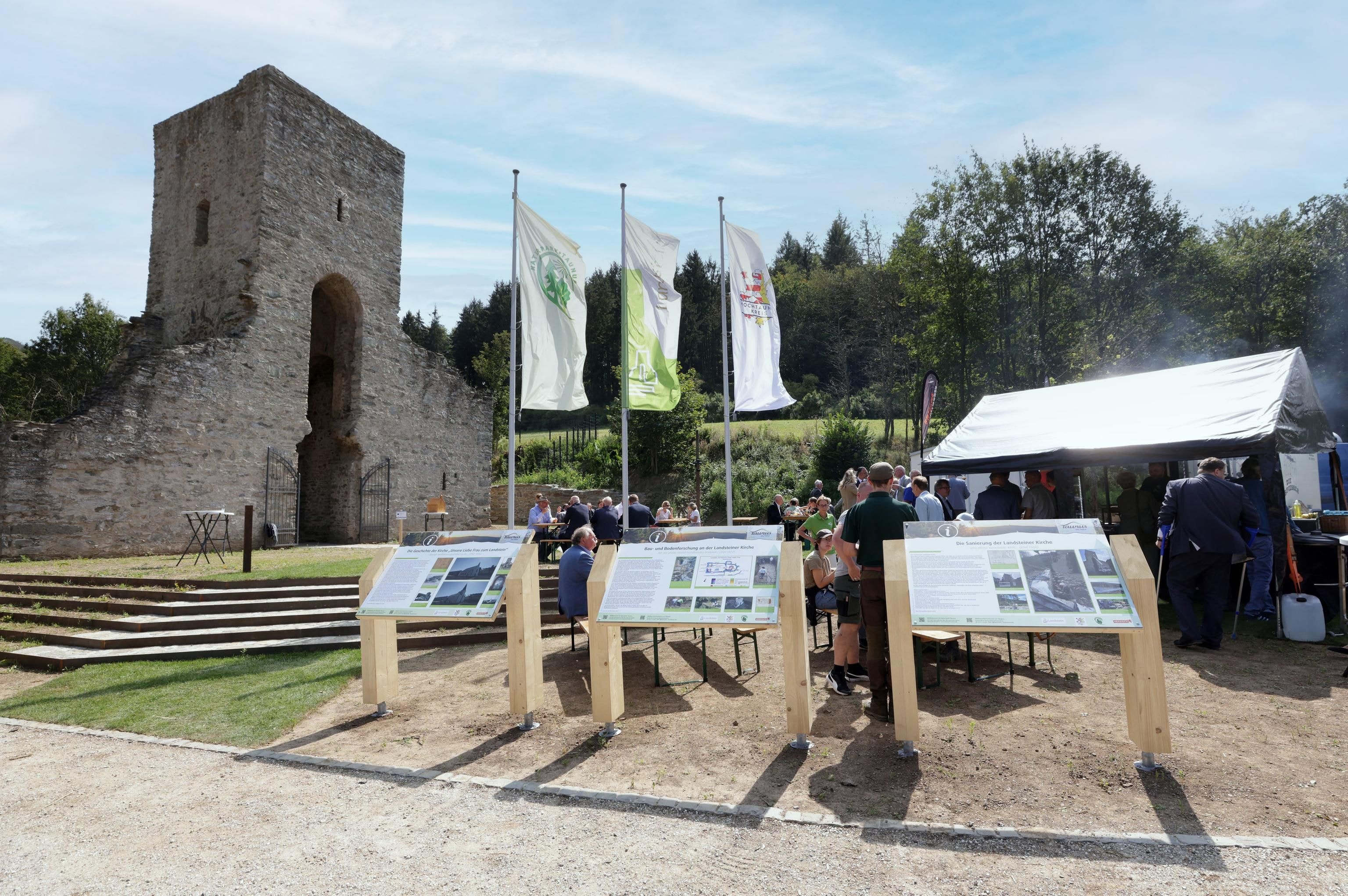 Eröffnung der Kirchenruine Landstein im Taunus