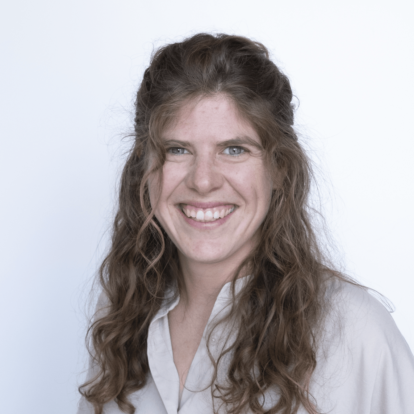 Marlene Franck ist Urbanistin und Stadtforscherin mit Begeisterung für die kollaborative Gestaltung von Räumen im Kontext sozial-ökologischer Herausforderungen.