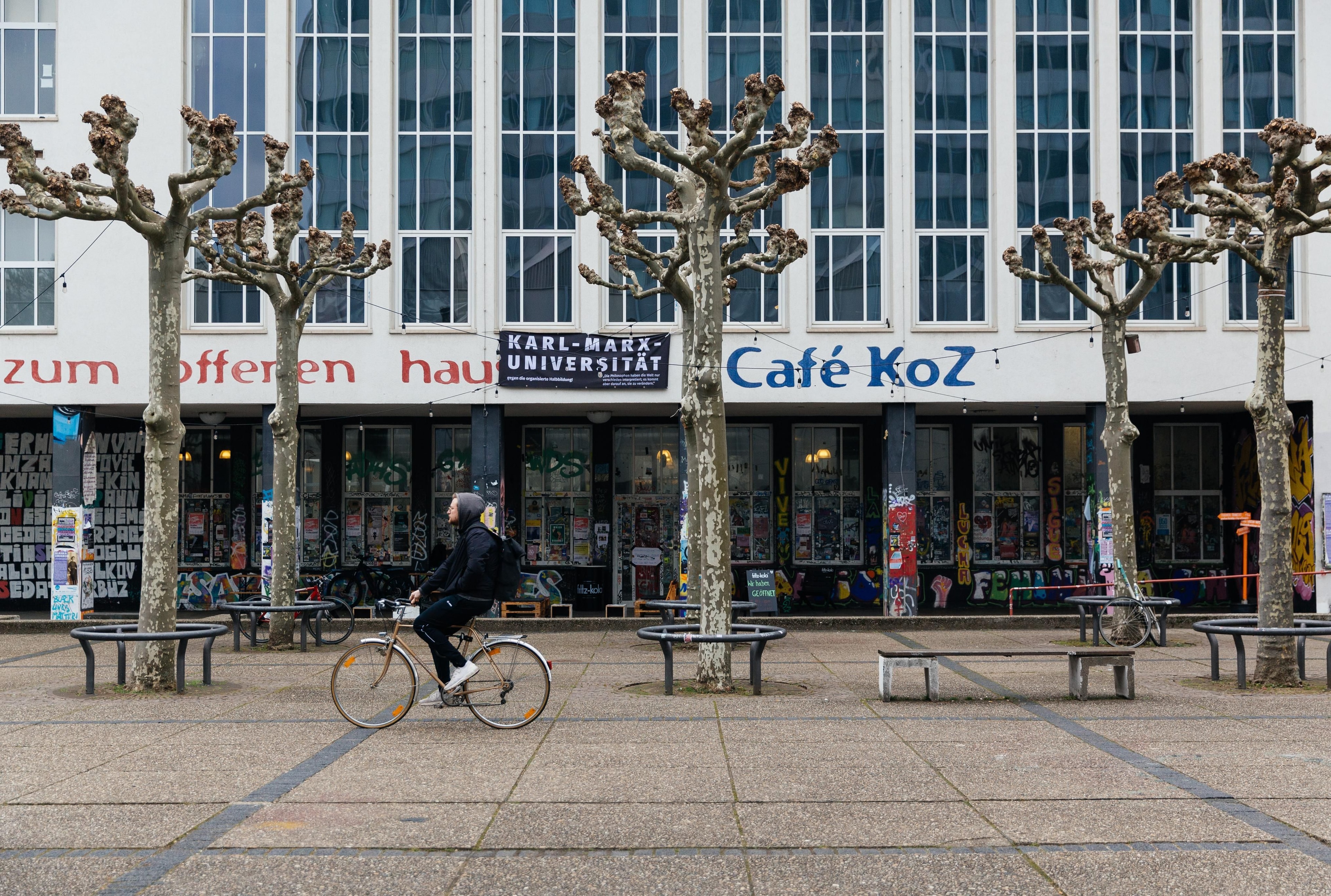 Der Kulturcampus Bockenheim mit Cafe Koz.